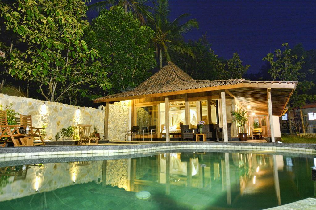 Villa Blue Steps Yogyakarta Eksteriør bilde